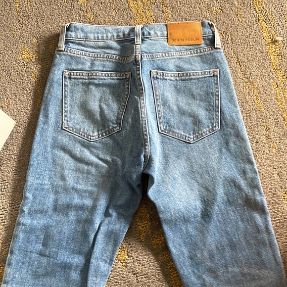 Aritzia Denim Forum Yoko Jeans - Picture 4 of 6